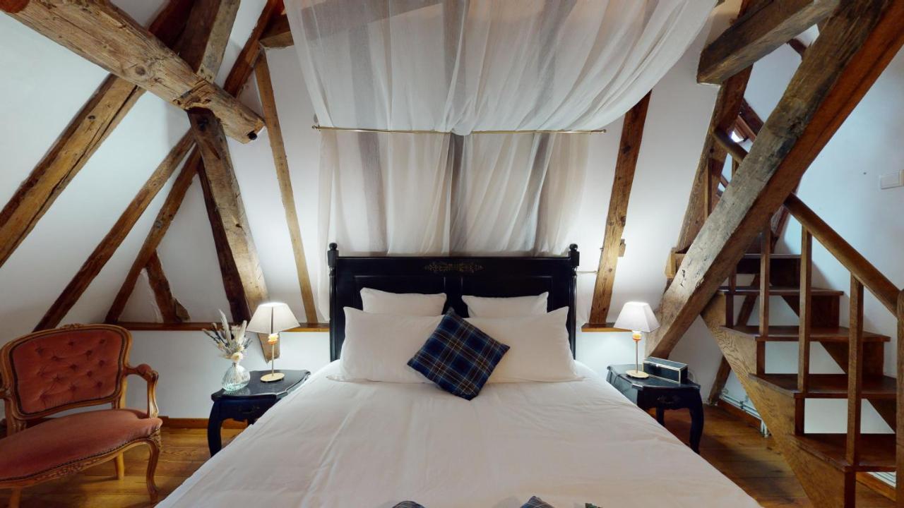Chateau Porthos Tranquillite Des Pyrenees Lanne-en-Baretous Exterior photo